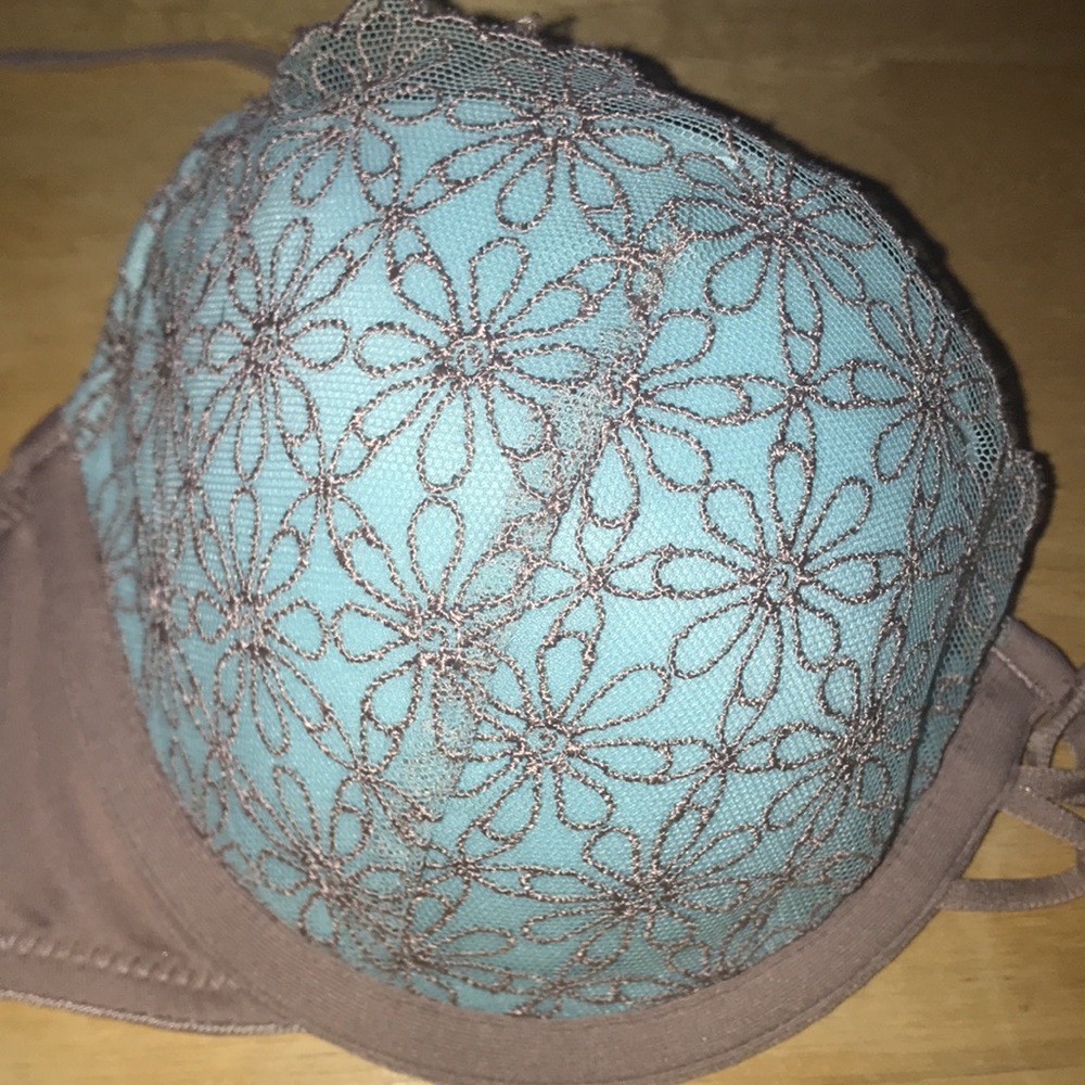 Vassarette Bra, 36B, like new - Picture 3 of 5